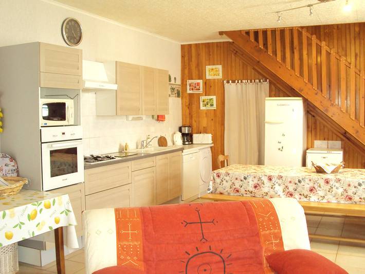 Gîte pour 8 personnes, avec jardin et jacuzzi dans Fontenay-le-Comte - 2