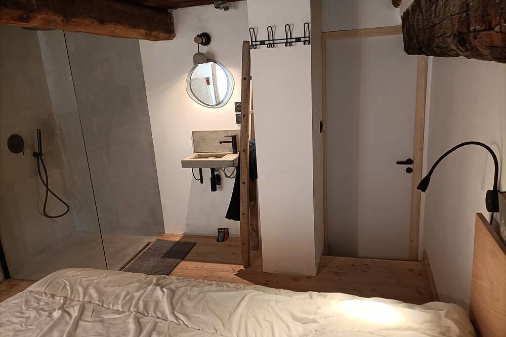 Renovated sheepfold near the slopes ideal for 2 families in Crévoux, Gap und Umgebung