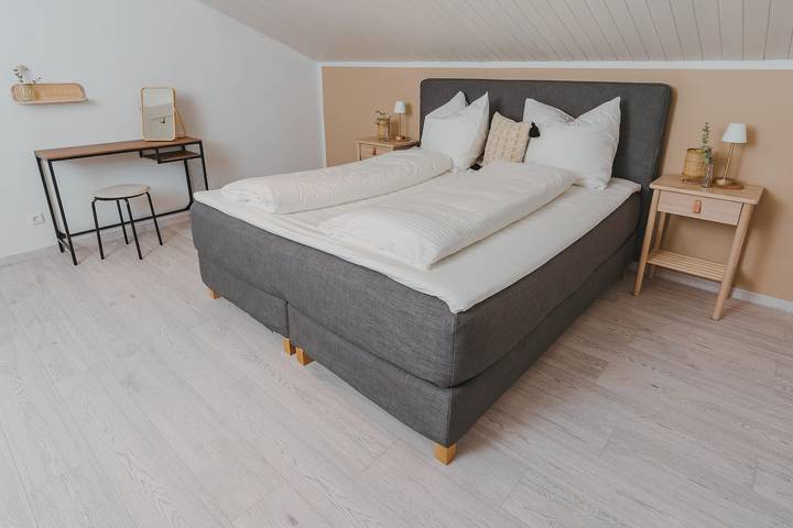 Ferienwohnung für 5 Personen, mit Seeblick und Ausblick sowie Balkon, kinderfreundlich in Eben am Achensee - 4