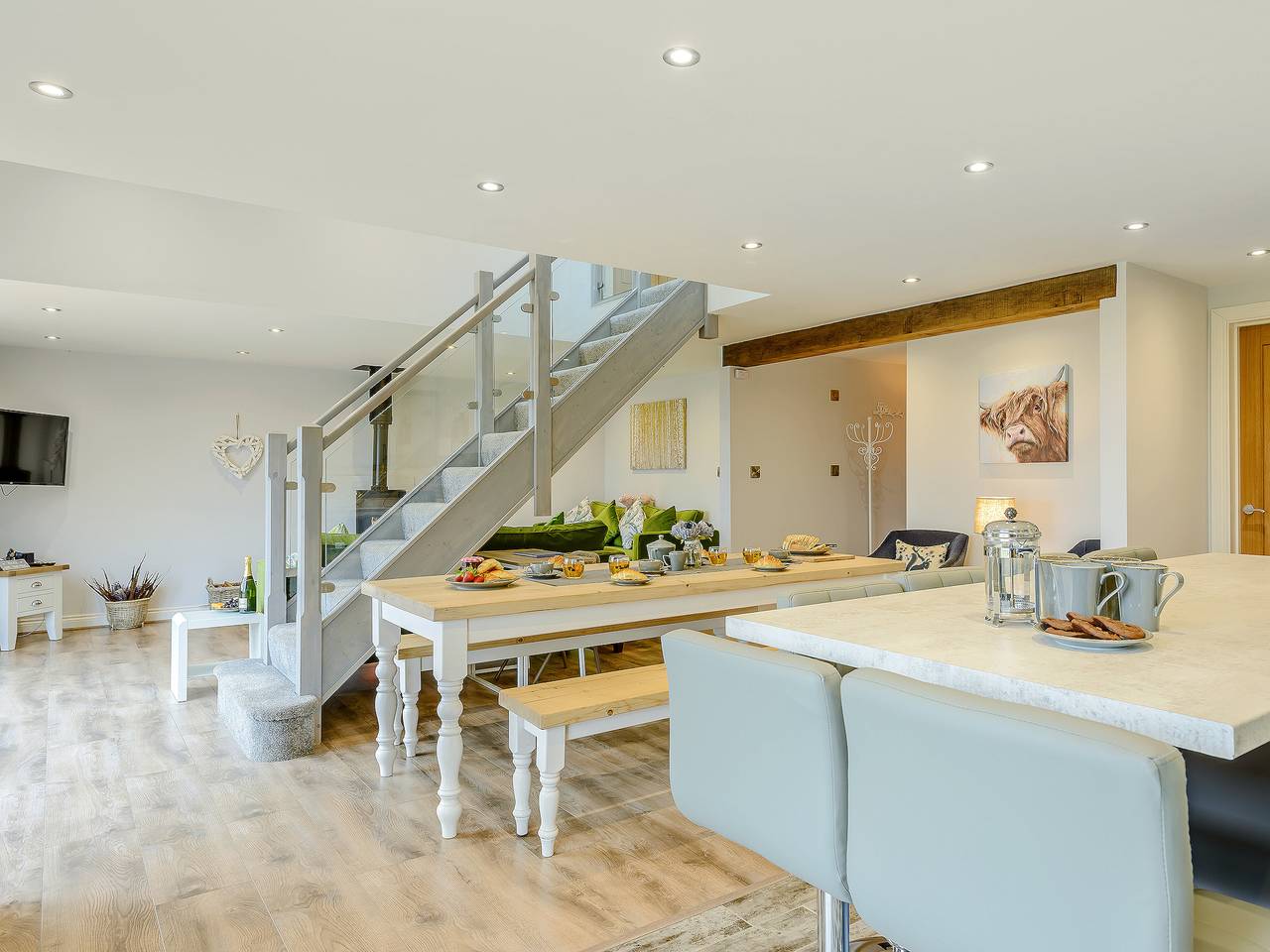 Holiday Rental for 11 People in Caldecott, Rutland
