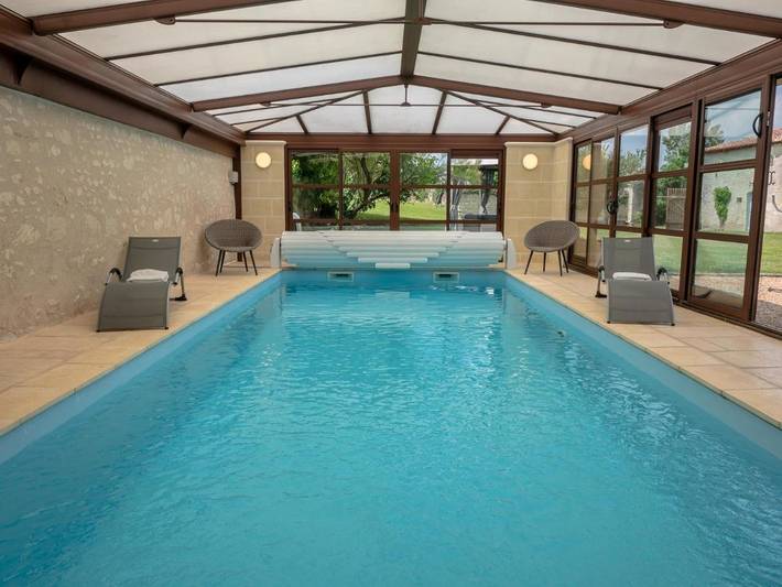 Location de vacances pour 10 personnes, avec piscine et sauna ainsi que jardin et jacuzzi à Vaudelnay - 2