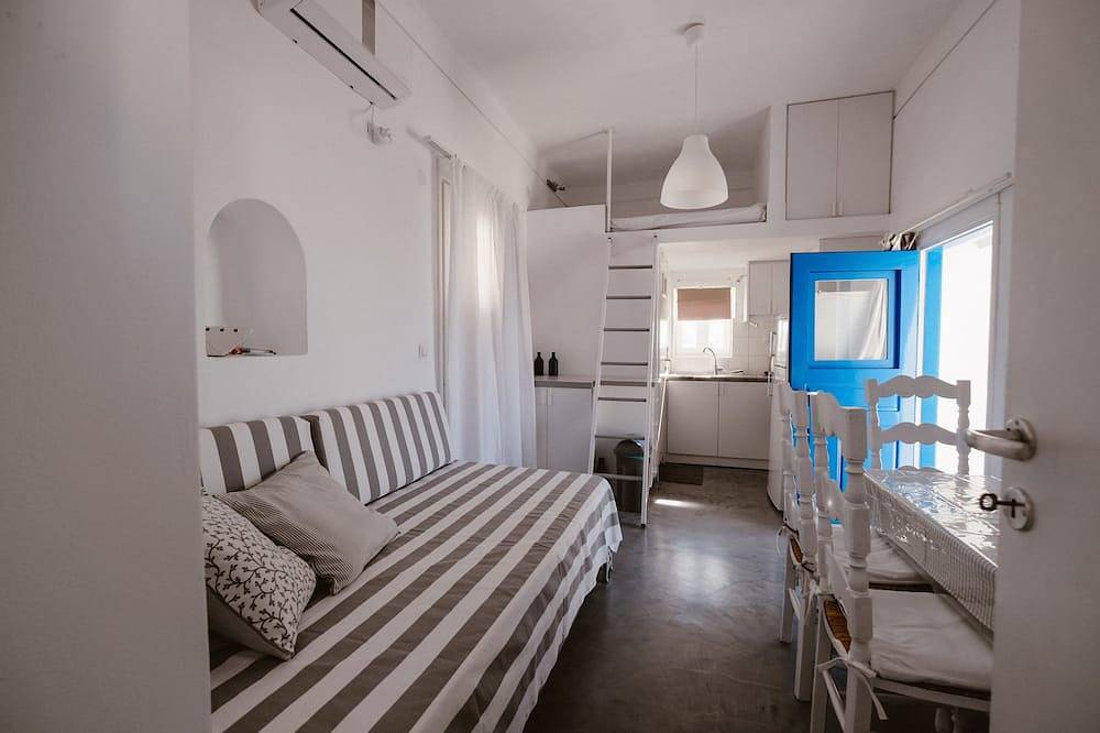Ganze Wohnung, Boreas Stone House - Family 1 Bedroom Apartment in Anafi