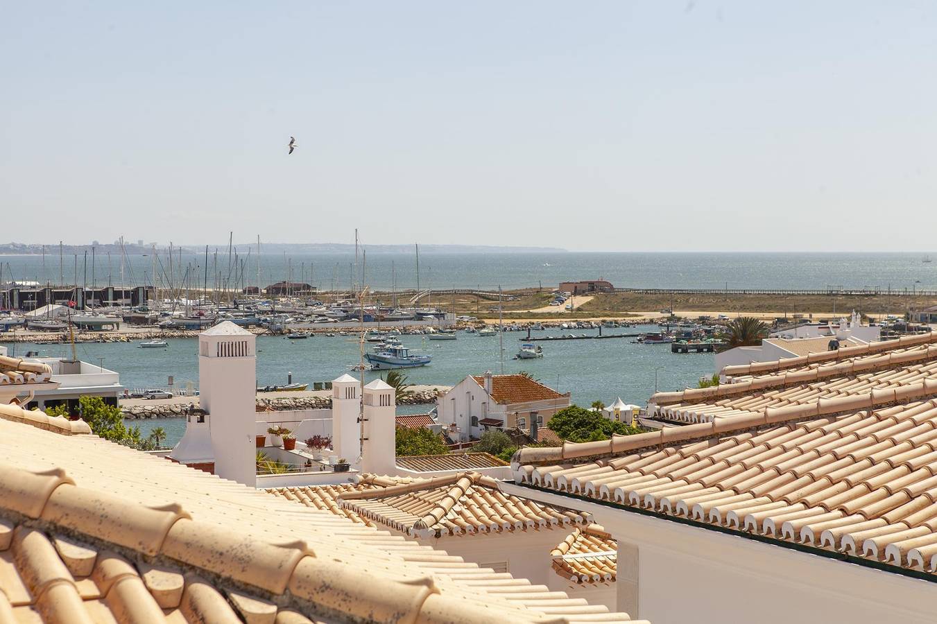 B28 - Stylish Typical House in São Sebastião, Lagos