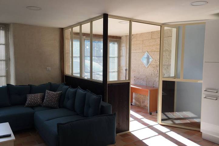 Gîte pour 4 personnes, avec Terrasse à Benet