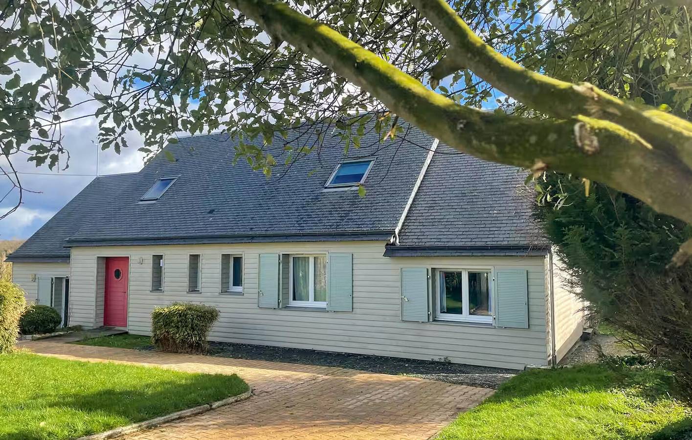 Retraite en bord de mer à Taulé avec jardin et parking in Taulé, Ceinture Dorée