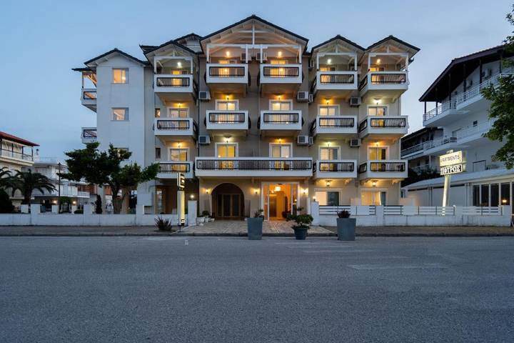 Apartmenthotel for 2 people, with Balcony and Terrace as well as Yard and View in Pieria