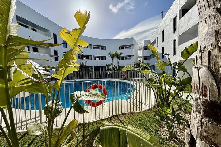 Ferienwohnung für 6 Personen, mit Garten und Balkon sowie Pool - 1