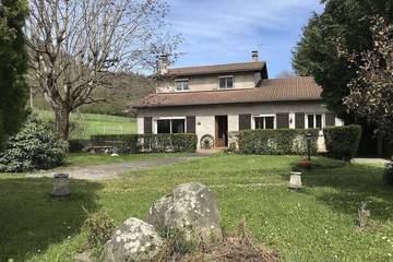 Cottage pour 8 personnes, avec jardin, animaux acceptés à Esbareich