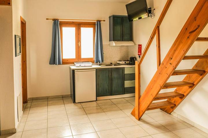 Maison d’hôte pour 4 personnes, avec Balcon et Terrasse ainsi que Jardin et Piscine dans Skiathos - 4