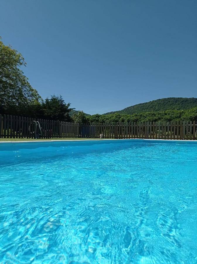Casa de familia para 2 personas, con jardín además de vistas y piscina, Se admiten mascotas en el País Vasco - 2