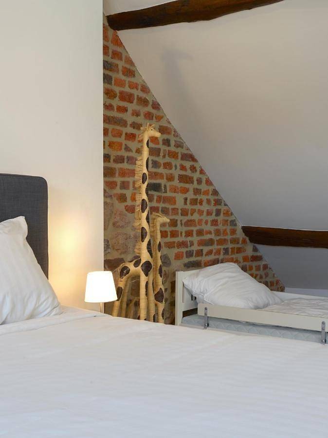 Location de vacances pour 6 personnes, avec terrasse et jardin à Profondeville - 4