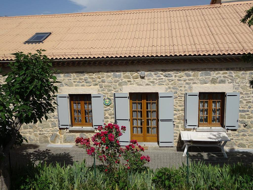 Gîte für 5 Personen mit Terrasse in Le Castellard-Mélan, Alpes-de-Haute-Provence
