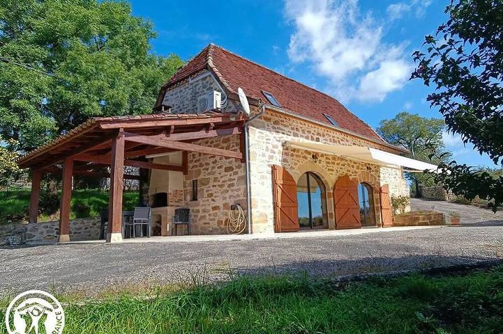 Location de vacances pour 5 personnes, avec jardin à Le Bouyssou