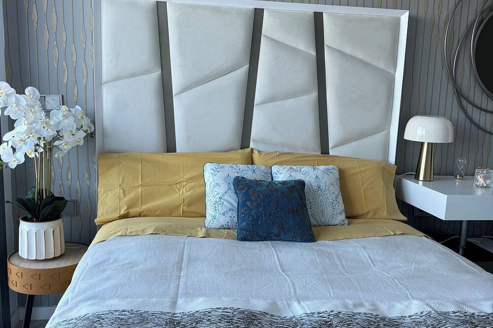 Majestic Luxury Villa Overlooking The Sea, Alicante.In First Line Beach!!! in El Cabo de las Huertas, San Juan Playa