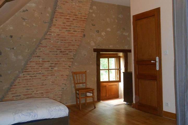Gîte pour 6 personnes, avec jardin à Lignac - 2