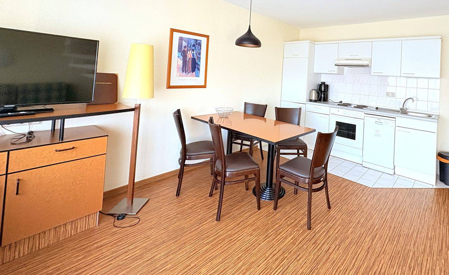 Ganze Wohnung, Ferienwohnung 52 – Idyllisches Apartment für 5 mit zwei Schlafbereichen & Wlan in Buschvitz, Bergen auf Rügen und Umgebung