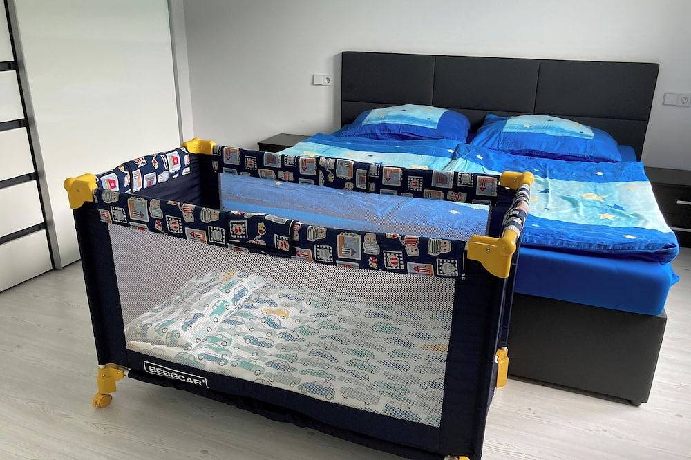 Ganze Wohnung, Ferienwohnung im Grünen nahe Wien mit Pool in Traisental