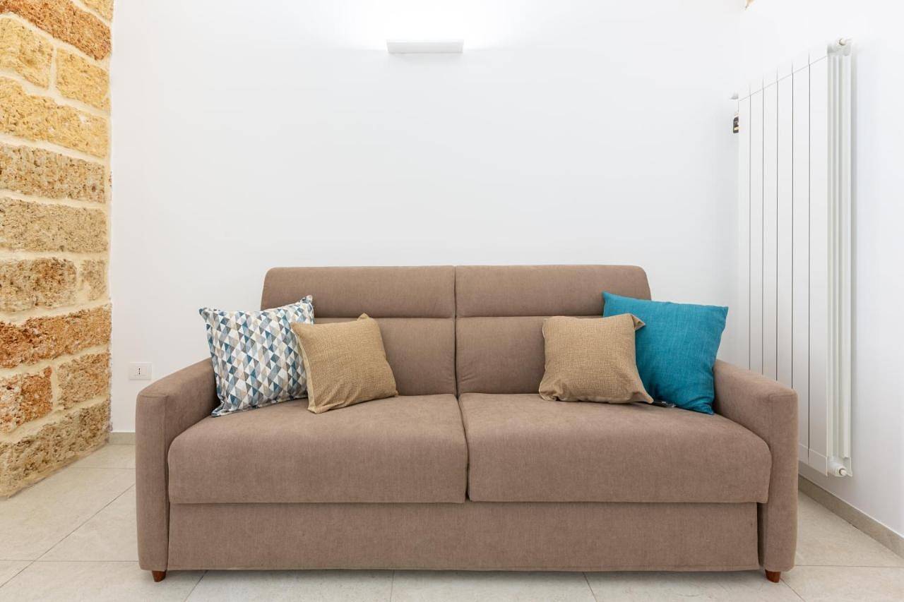 Two-Bedroom House in Neviano, Golf von Tarent