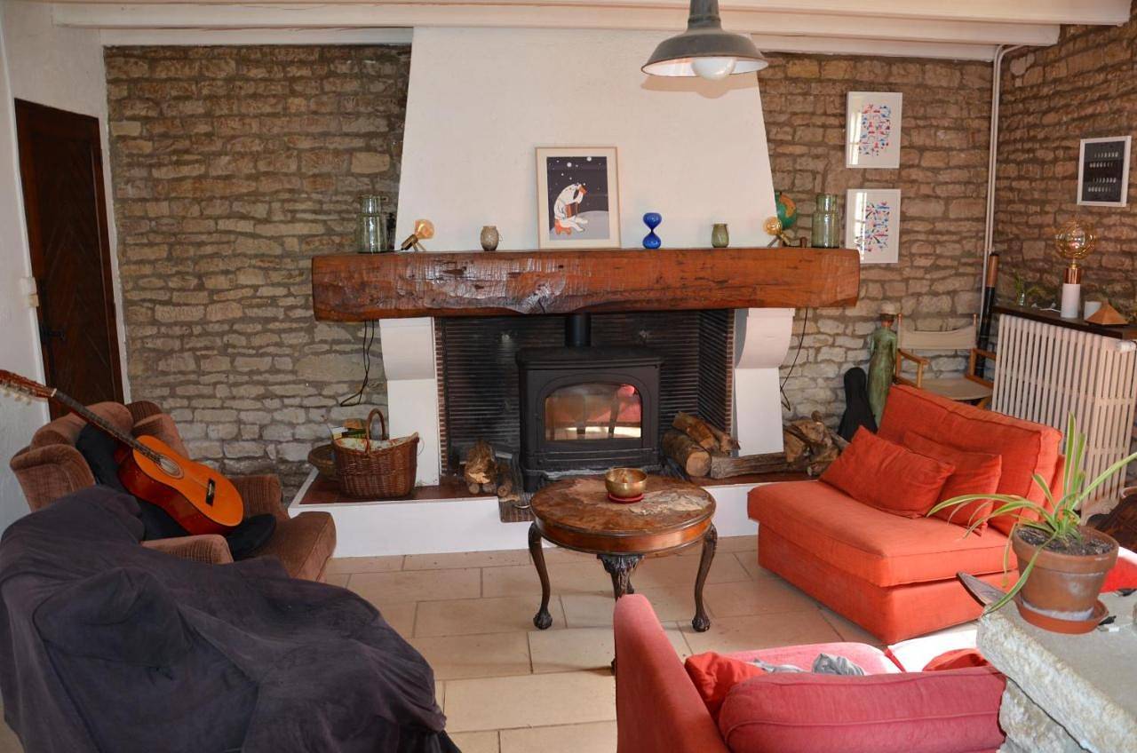 Triple Room in Le Vanneau-Irleau, Région de Niort