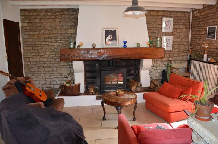 Location de vacances pour 17 personnes, avec terrasse et jardin dans Marais Poitevin Le Vanneau Irleau - 3