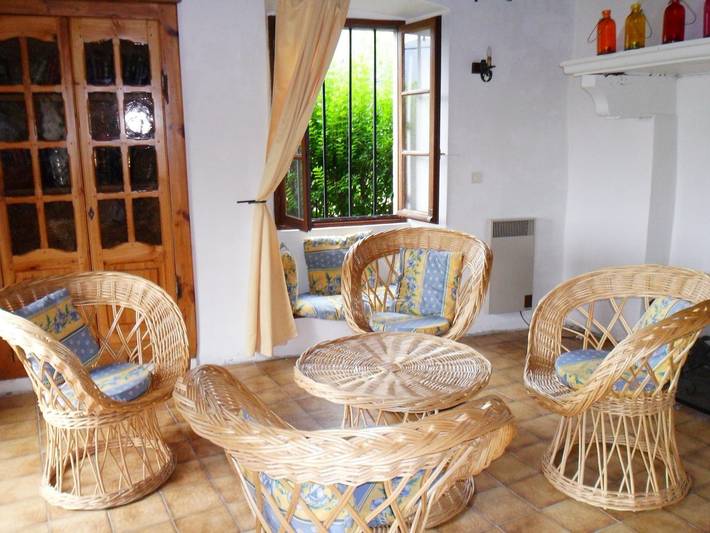 Location de vacances pour 4 personnes, avec terrasse et jardin, animaux acceptés à Villeneuve-d'Allier - 2