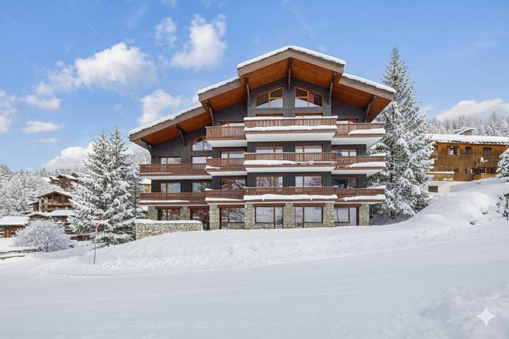 Appart’hôtel pour 4 personnes, avec terrasse et vue