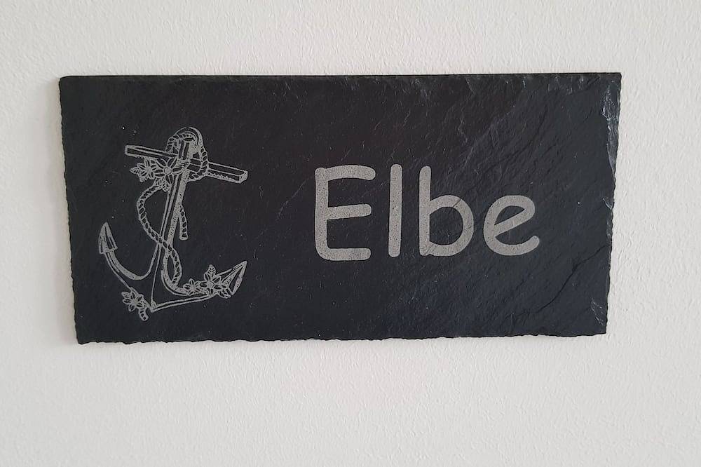 Ganze Wohnung, Ferienwohnung Elbe - Ferienhaus Am Elbdeich in Grünendeich, Altes Land Stade