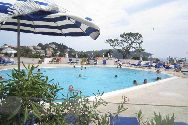 Appartement de vacances pour 4 personnes, avec jardin et piscine - 1