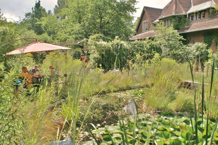 Ferienwohnung für 4 Personen, mit Terrasse und Garten sowie Ausblick in Buch Berlin