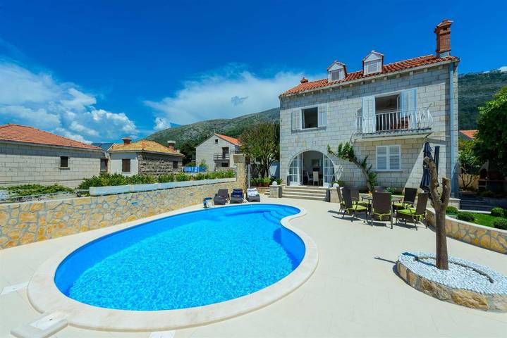 Villa for 11 people, with Balcony in Dubrovnik