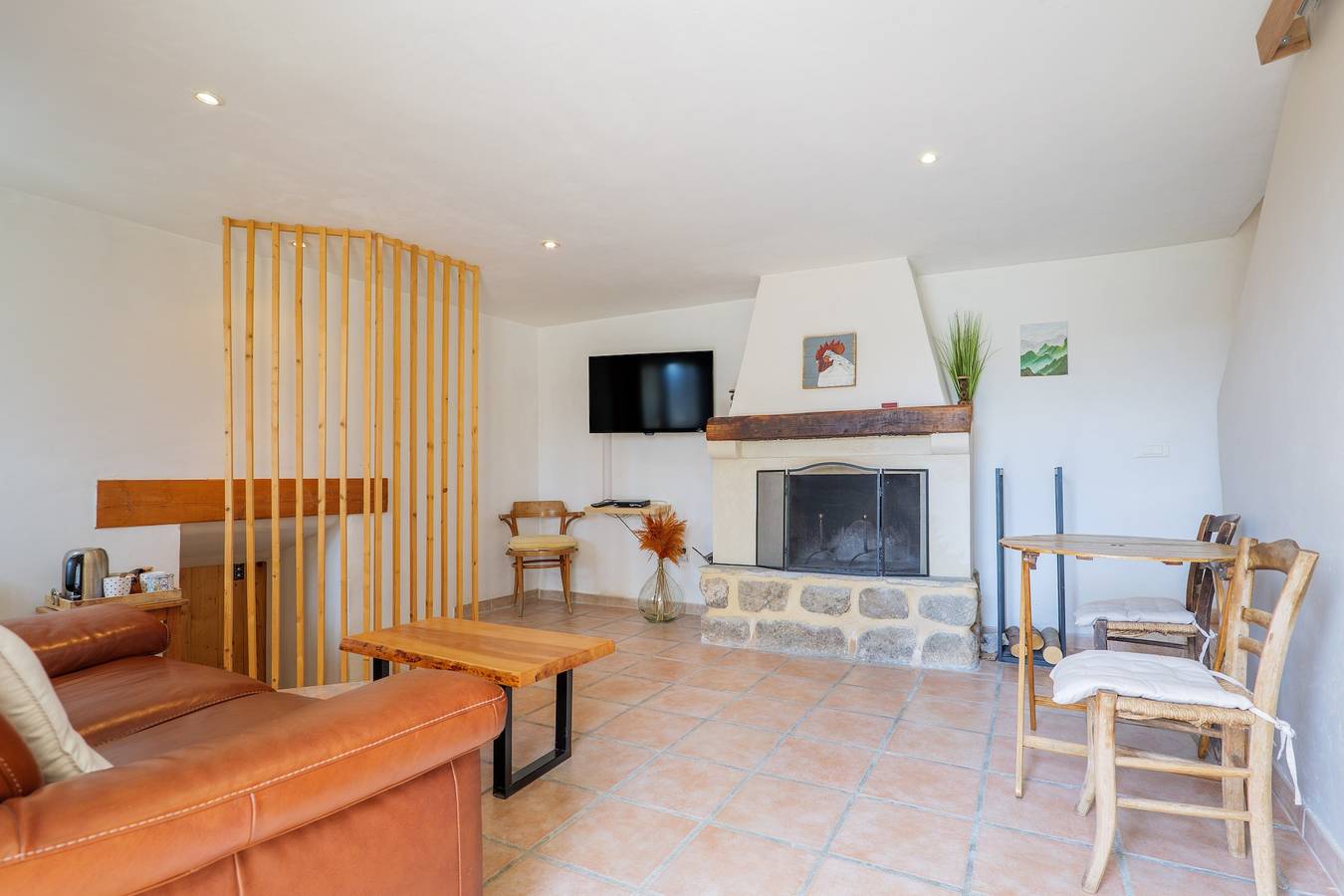 Gastenkamer 'Les Terrasses de Collanges' met bergzicht en wifi, foto 6