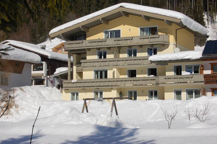 Ganze Ferienwohnung, 2-4 Personenwohnung - Wohnung Nr. 4 in Loferer und Leoganger Steinberge, Sankt Jakob in Haus