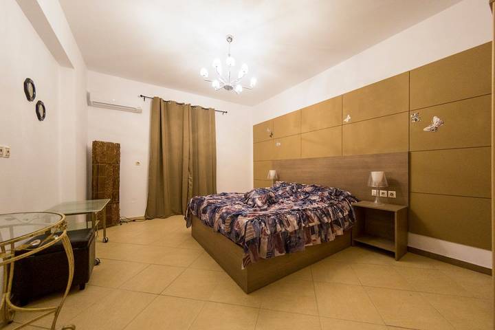 Ferienhaus für 8 Personen, mit Terrasse und Garten sowie Whirlpool und Sauna, mit Haustier in Afantou - 4