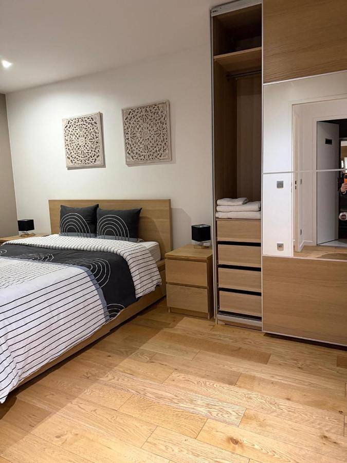 Gîte pour 4 personnes, avec balcon ainsi que sauna et jacuzzi à Villepinte - 3