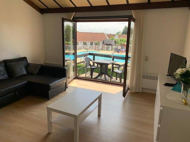 Parc de vacances pour 5 personnes, avec vue ainsi que piscine et jardin, animaux acceptés en Belgique - 2