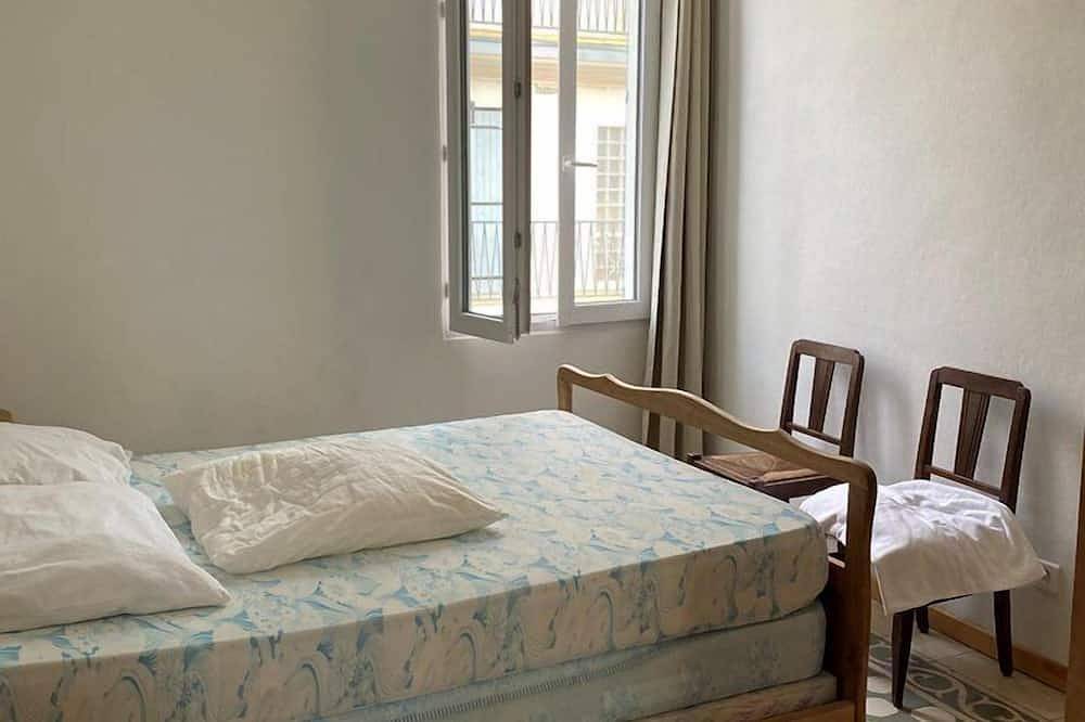 Ganze Wohnung, Authentic Fisherman's House, sleeps 6, courtyardeur 30 M2, air-conditioned, heart of... in Le Grau-du-Roi, Côte d'Améthyste