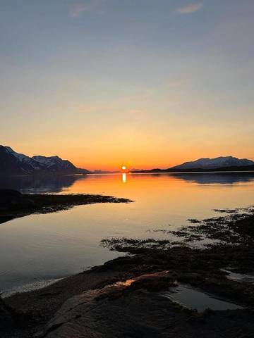 Ferienwohnung für 7 Personen, mit Garten und Ausblick in Lyngen
