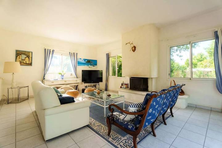 Location de vacances pour 8 personnes, avec jardin à Crach - 3