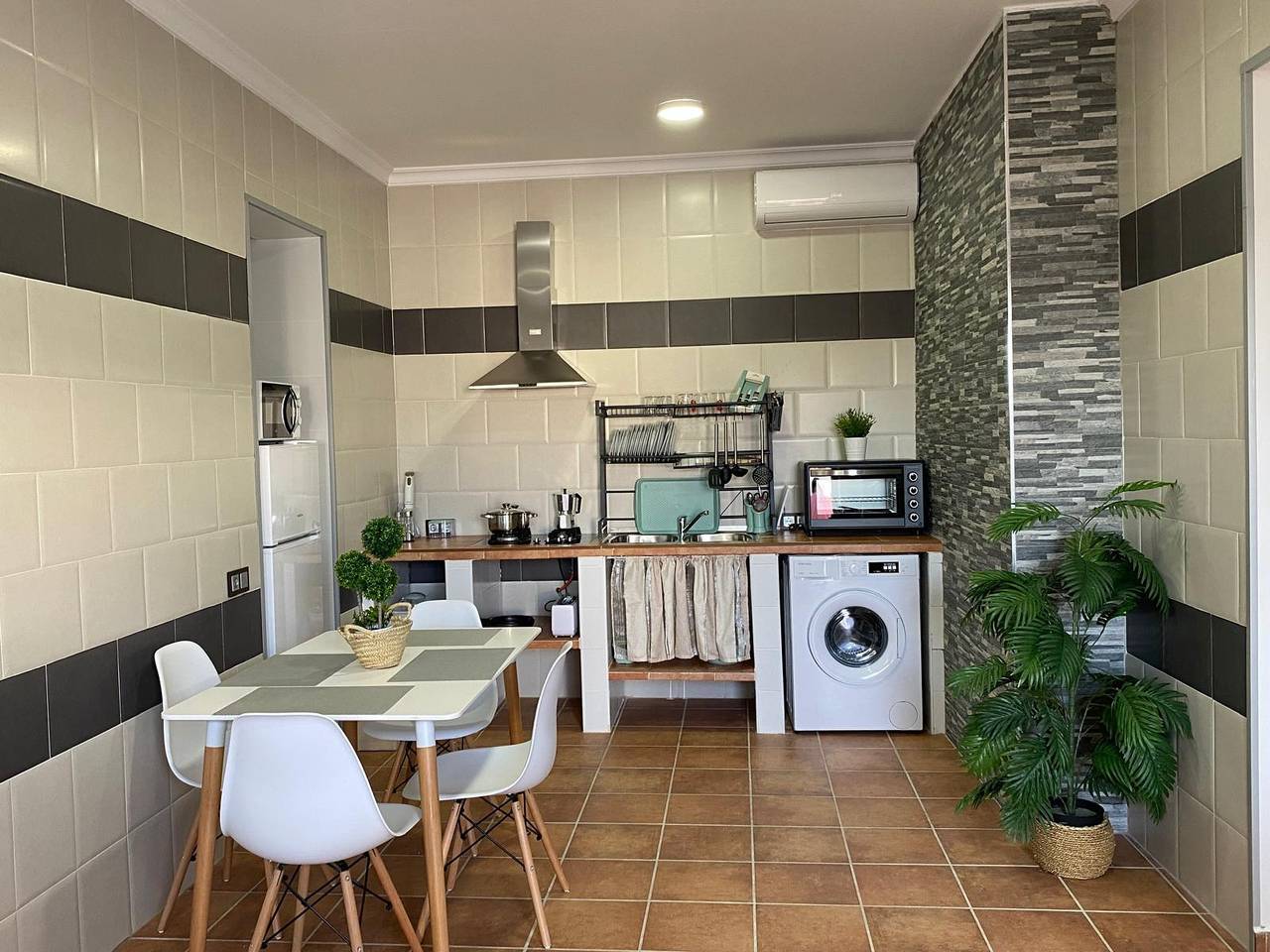Casa rural 'Garami' con piscina privada, terraza privada y aire acondicionado in Conil de la Frontera, Costa de la Luz