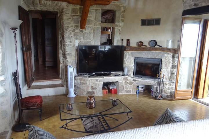 Location de vacances pour 8 personnes, avec jardin et balcon à Bordezac - 4