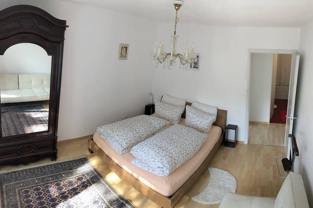 Appartamento intero, Ampio appartamento (116m2) direttamente nella città di Lucerna in Lucerna, Lago dei Quattro Cantoni