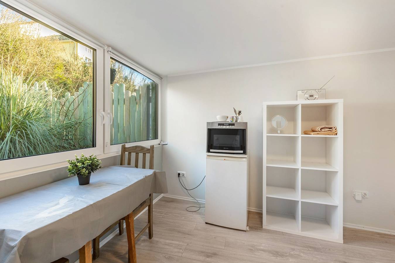 Apartamento entero, Apartamento 'Green Wonder' con terraza compartida, jardín privado y Wi-Fi in Friedrichsdorf, Hochtaunuskreis