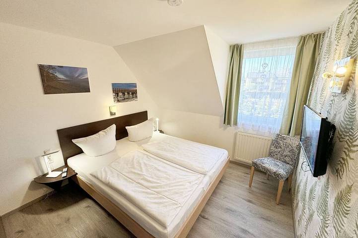 Bauernhof für 4 Personen, mit Garten in Alt Reddevitz - 2