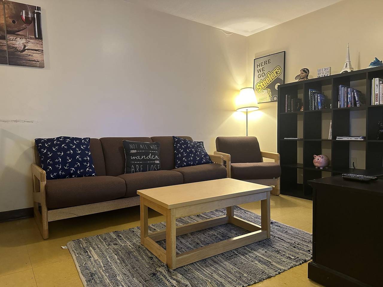 Vacation Rental for 6 Guests in Pittsburgh, Pennsylvania
