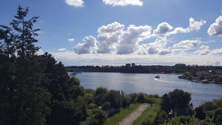Villa für 2 Personen, mit Ausblick und Seeblick sowie Balkon in Malchow - 4