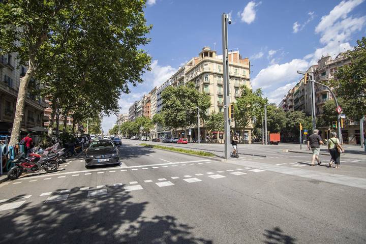 Apartamento entero, 32Par1009 - Stylish and cute in Paralel in Centro Barcelona, Barcelona