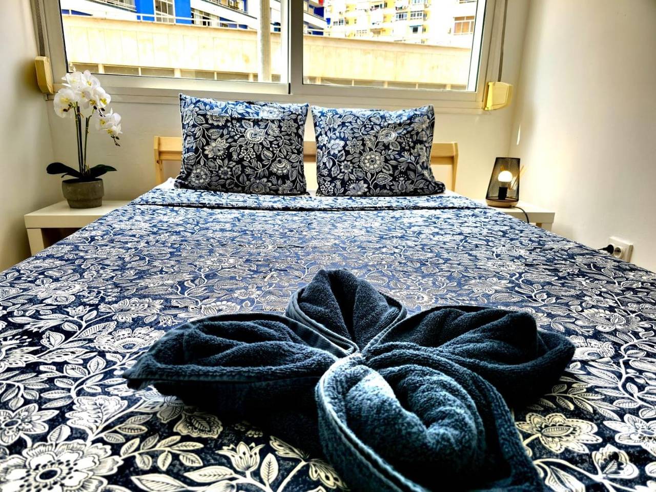 Ganze Ferienwohnung, Lima Sol Apartment: Stilvoll, Zentral & Ruhig in Torremolinos Zentrum, Torremolinos