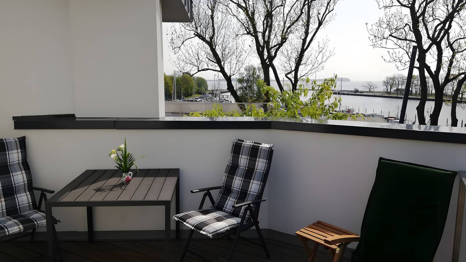 Geniet van zeezicht & rust – Exclusief penthouse in de haven van Lauterbach, foto 8