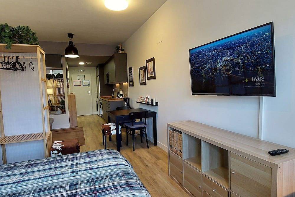 Entire apartment, Studio Europa 30 With Airco in San Sebastián de los Reyes, Madrid Province