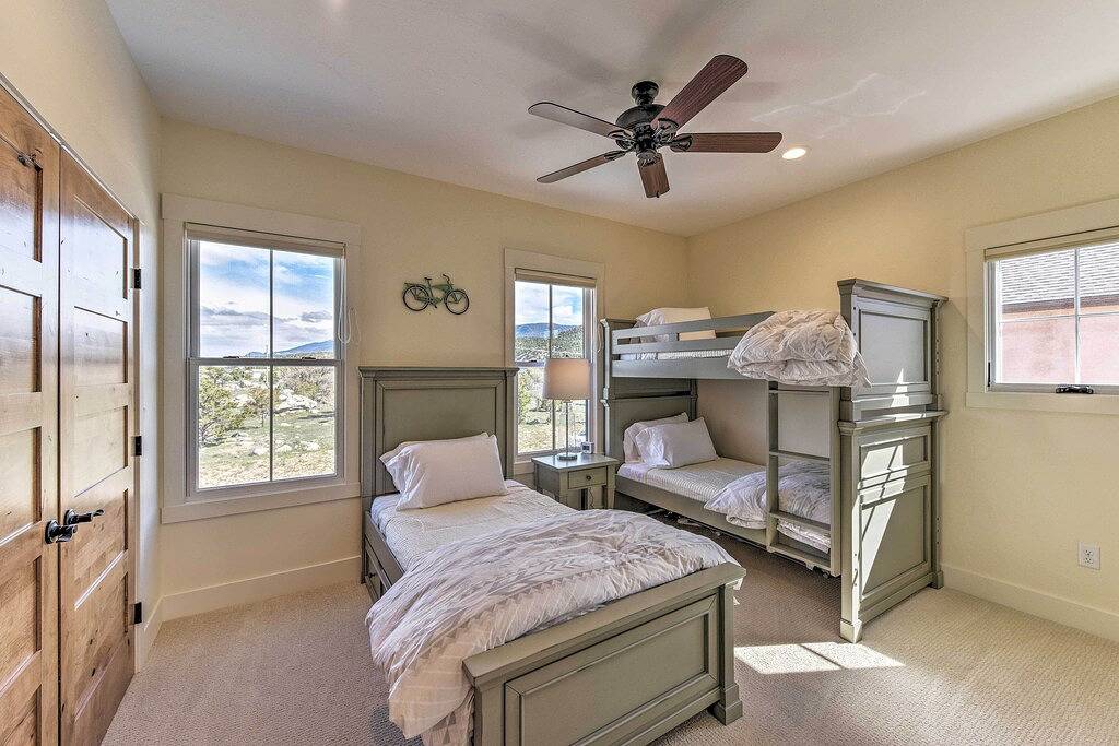 Neu! Buena Vista Home w / Mtn Ansichten, zu Fuß zum Main St in Buena Vista, Chaffee County